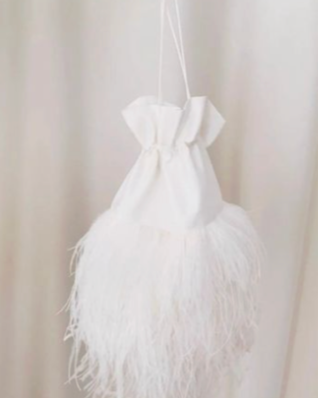Romy - Feather Pouch